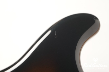 ST57-650 - 2 Tone Sunburst